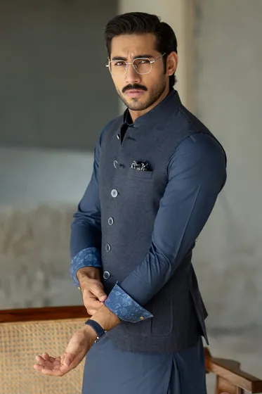 DENIM BLUE WOOL TWEED VEST - Image 2