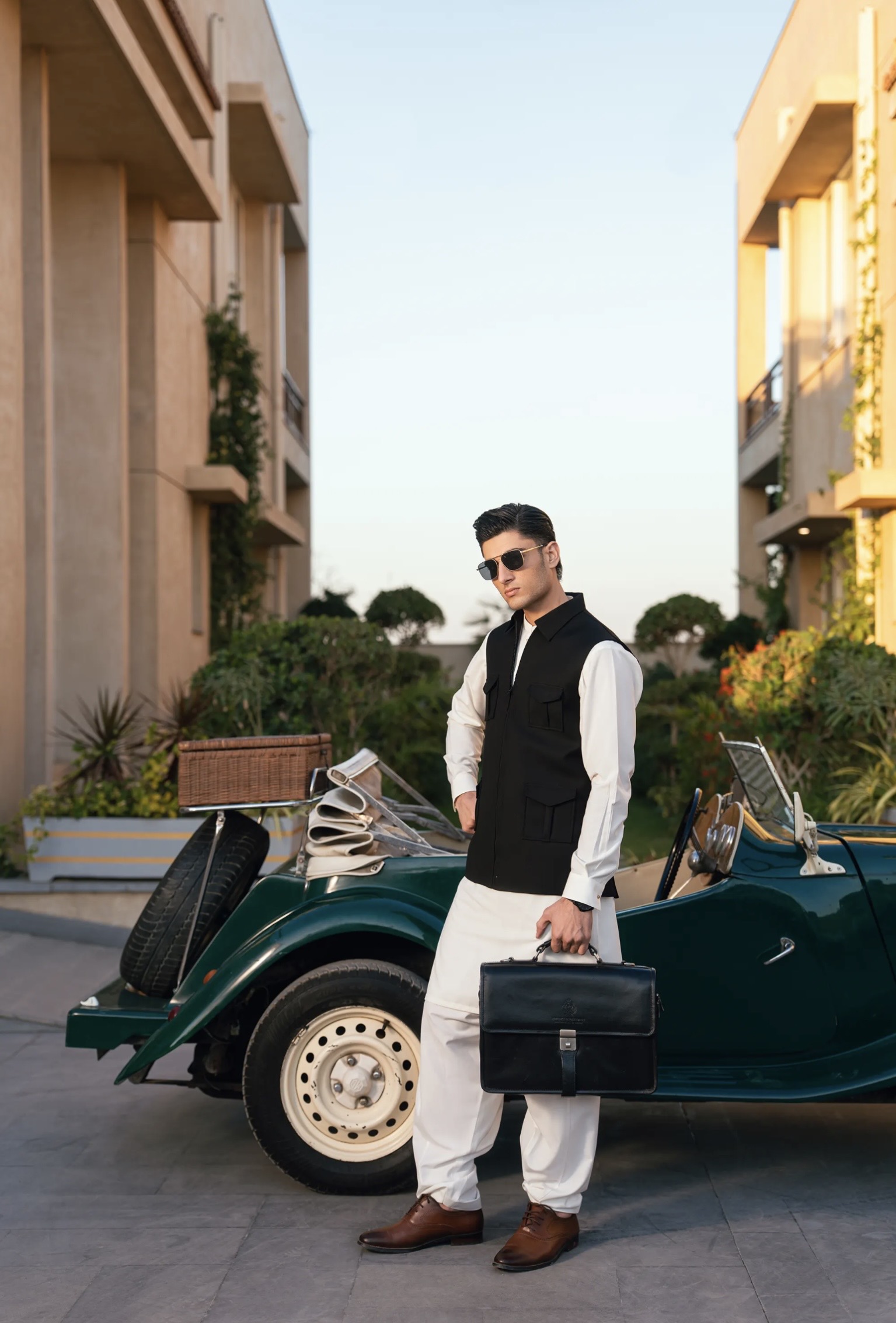 Black check waistcoat - Image 2